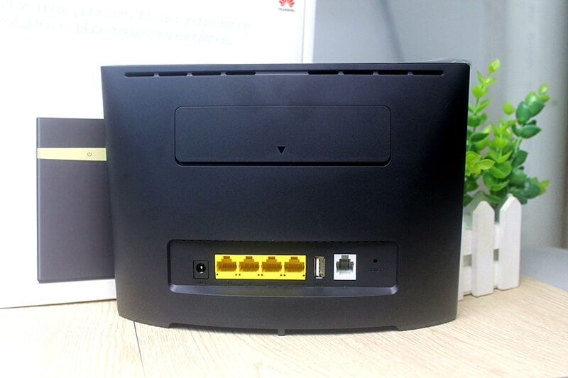  HUAWEI B525S 23A Router 4G Black PCdeal no